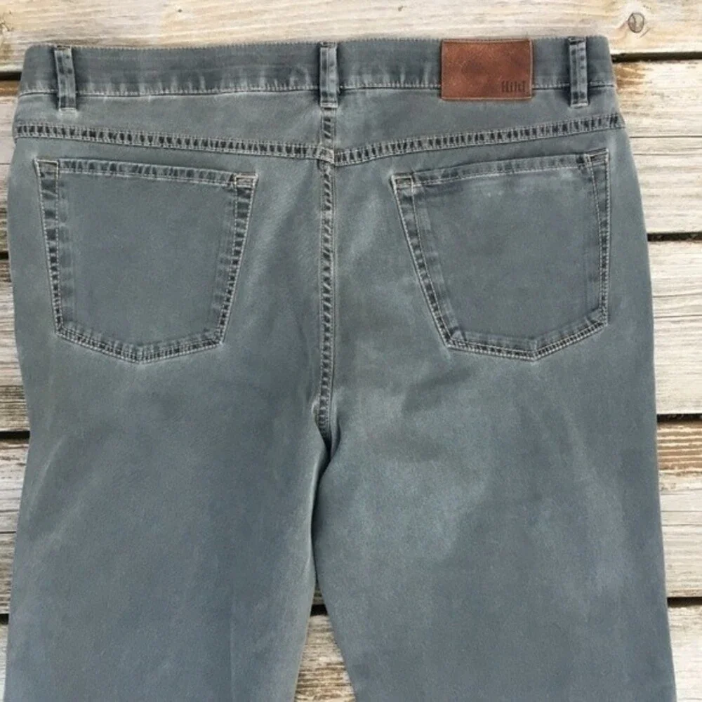 HILTL  KID Straight Leg Jeans 38
